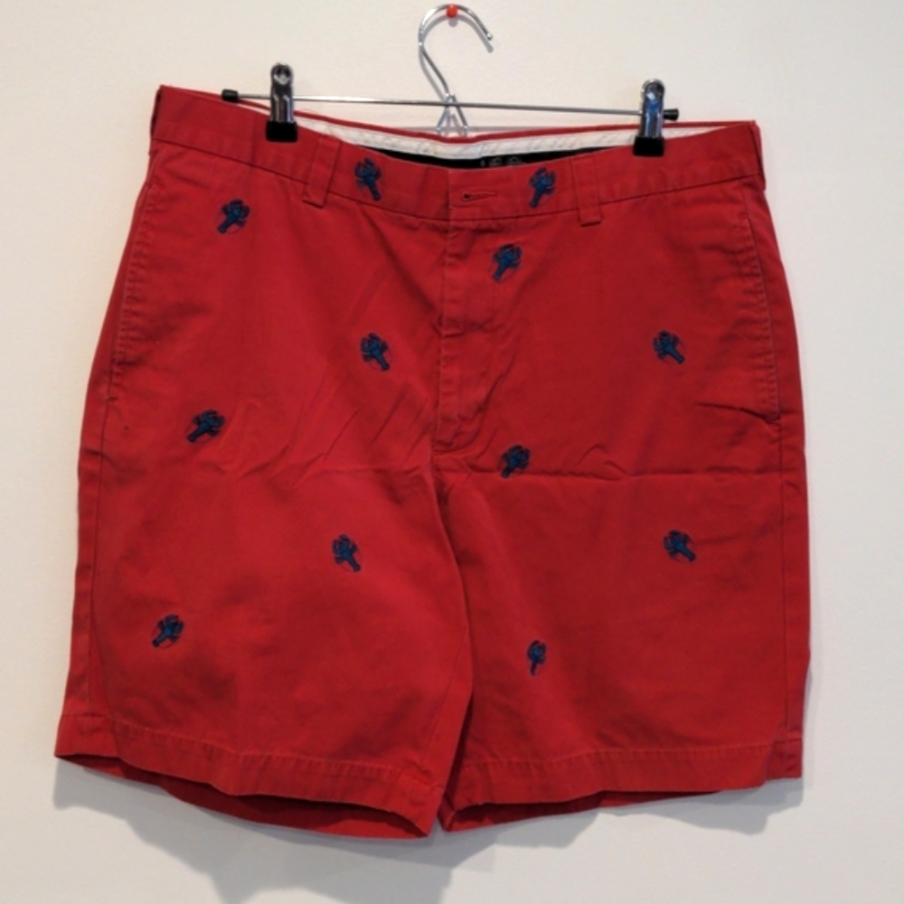 Brooks Brothers 346 Red Shorts with  Embroidered Lobster Print